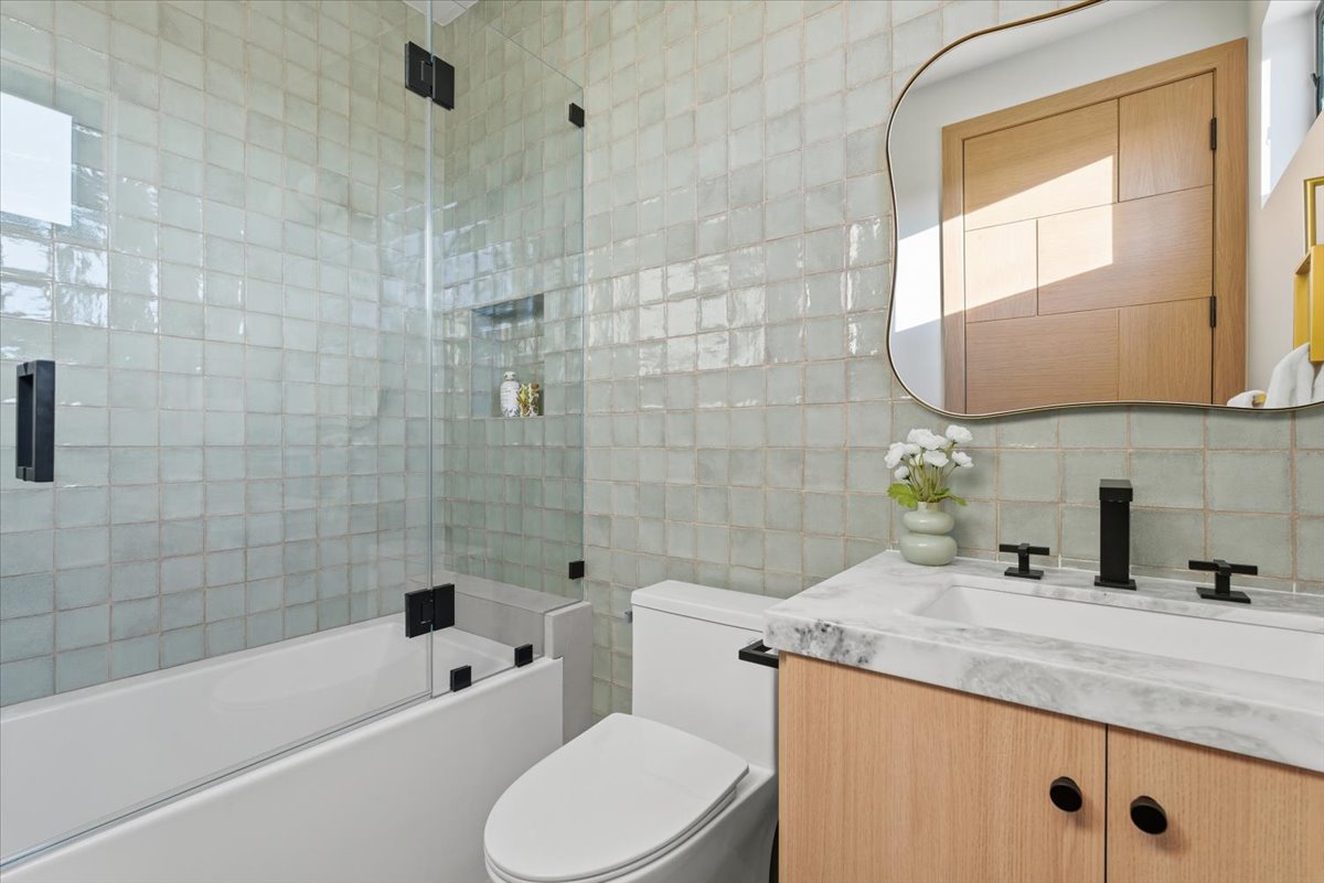 6th Street Residence — Photo 19
