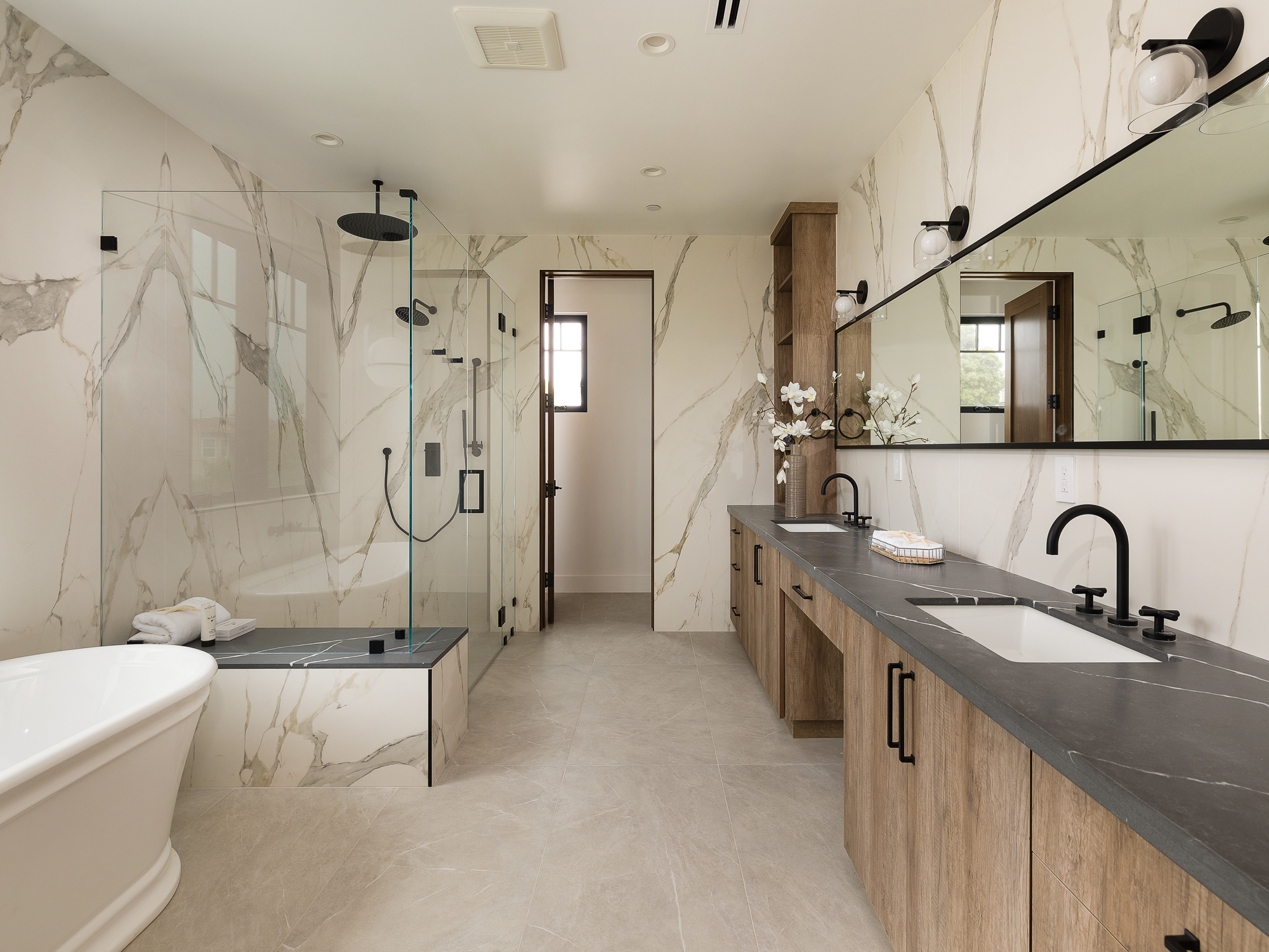8th Street Residence — Photo 17