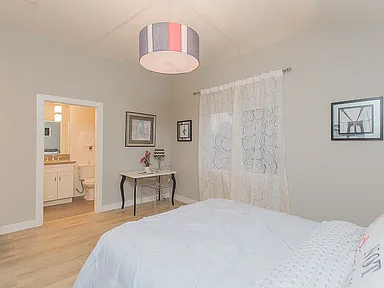 Atwater Ave Residence — Photo 17