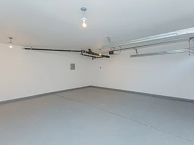Atwater Ave Residence — Photo 18
