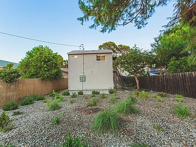 Atwater Ave Residence — Photo 19