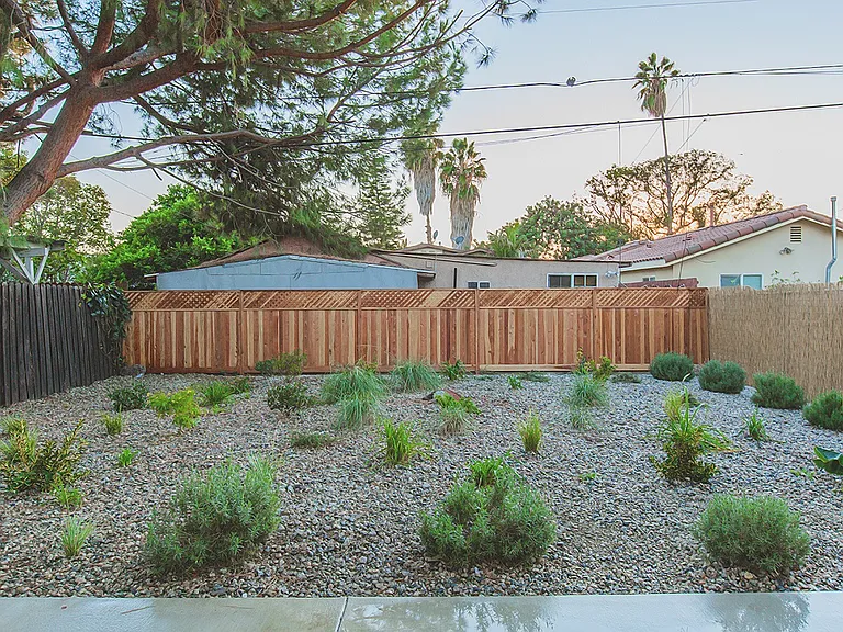 Atwater Ave Residence — Photo 22