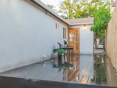 Atwater Ave Residence — Photo 28