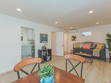 Atwater Ave Residence — Photo 50