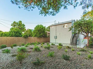 Atwater Ave Residence — Photo 61
