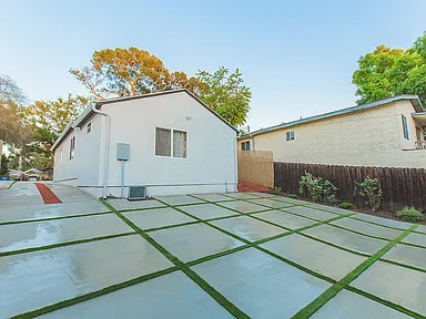 Atwater Ave Residence — Photo 66