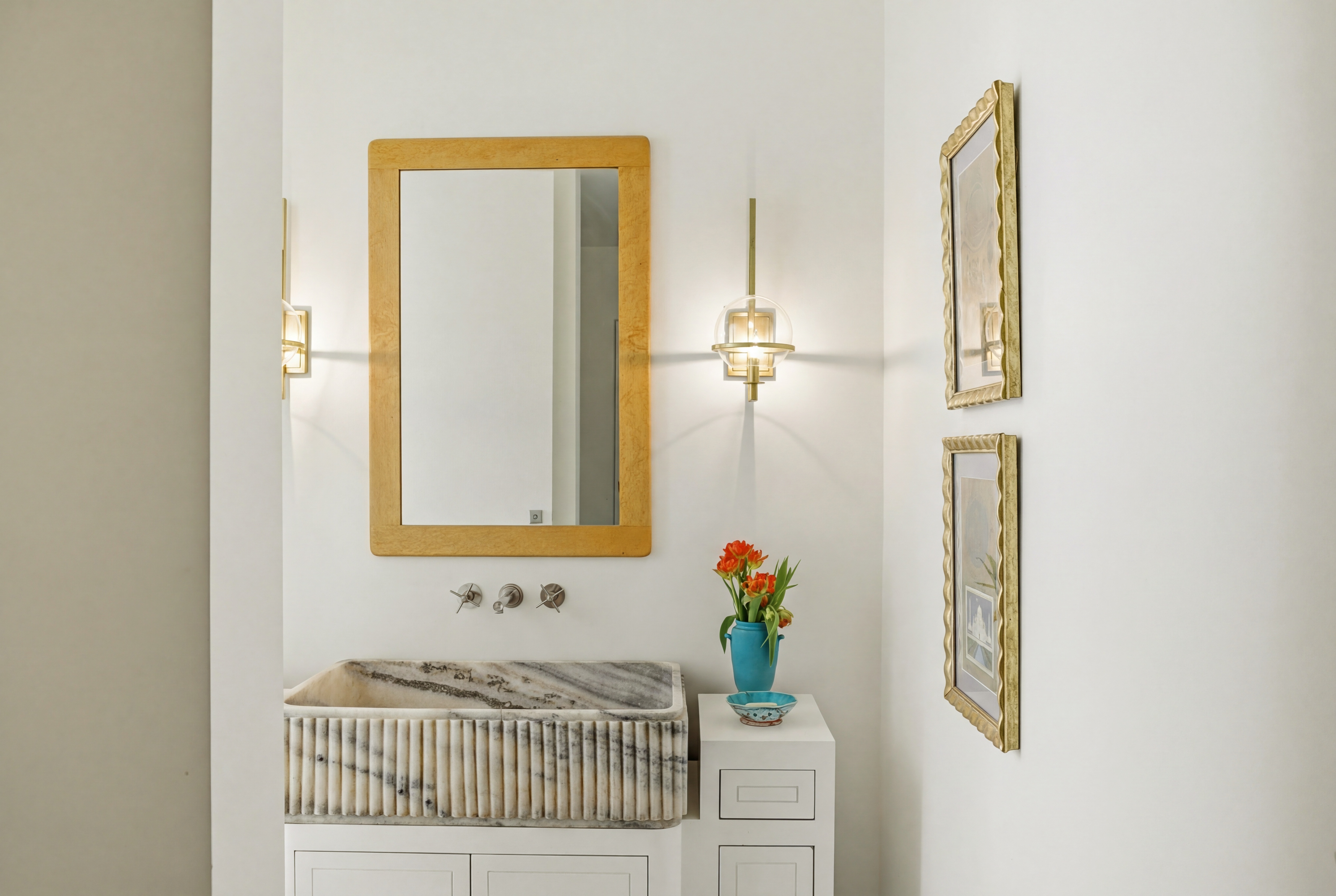 Castle Road Residence — Photo 14