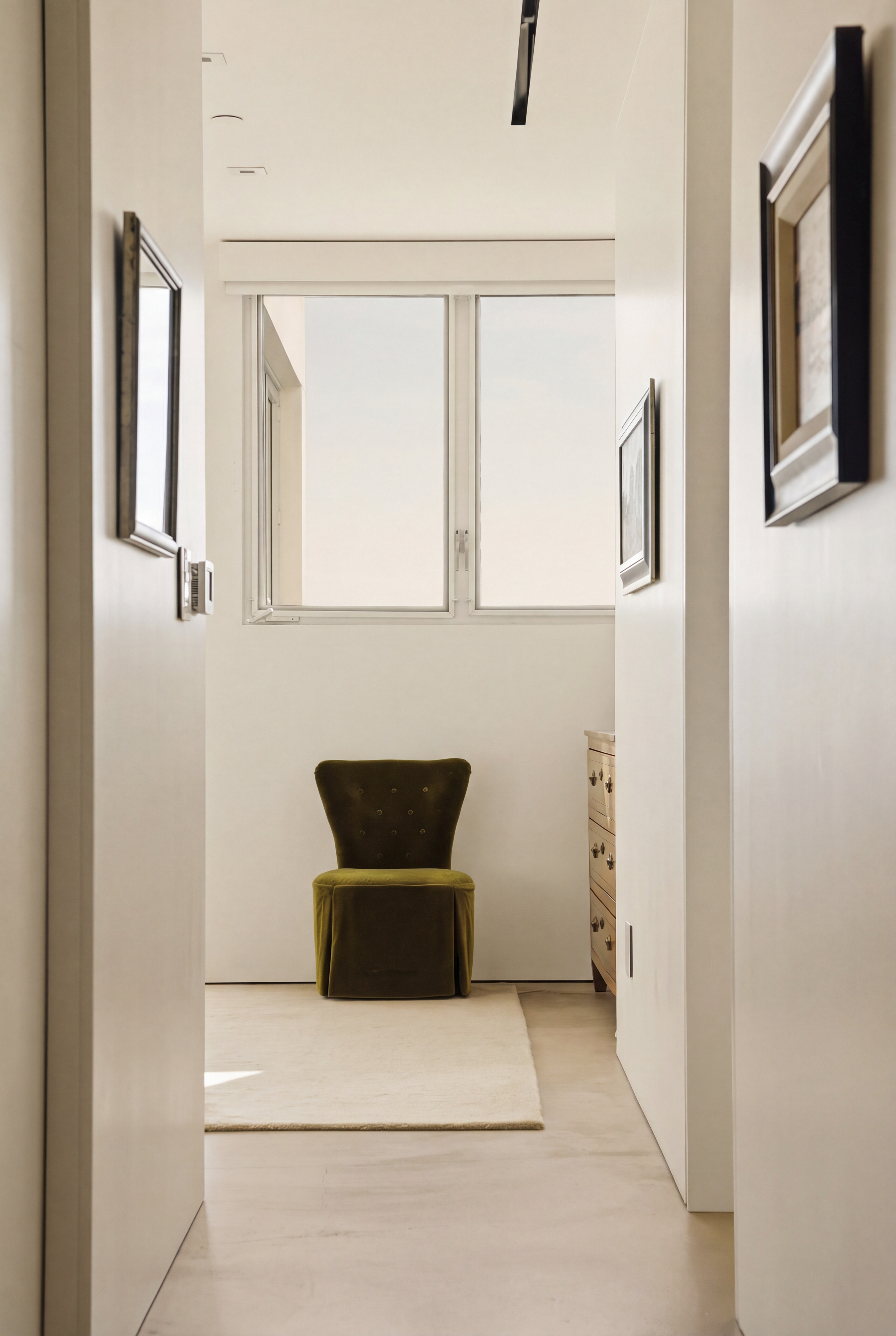 Castle Road Residence — Photo 35