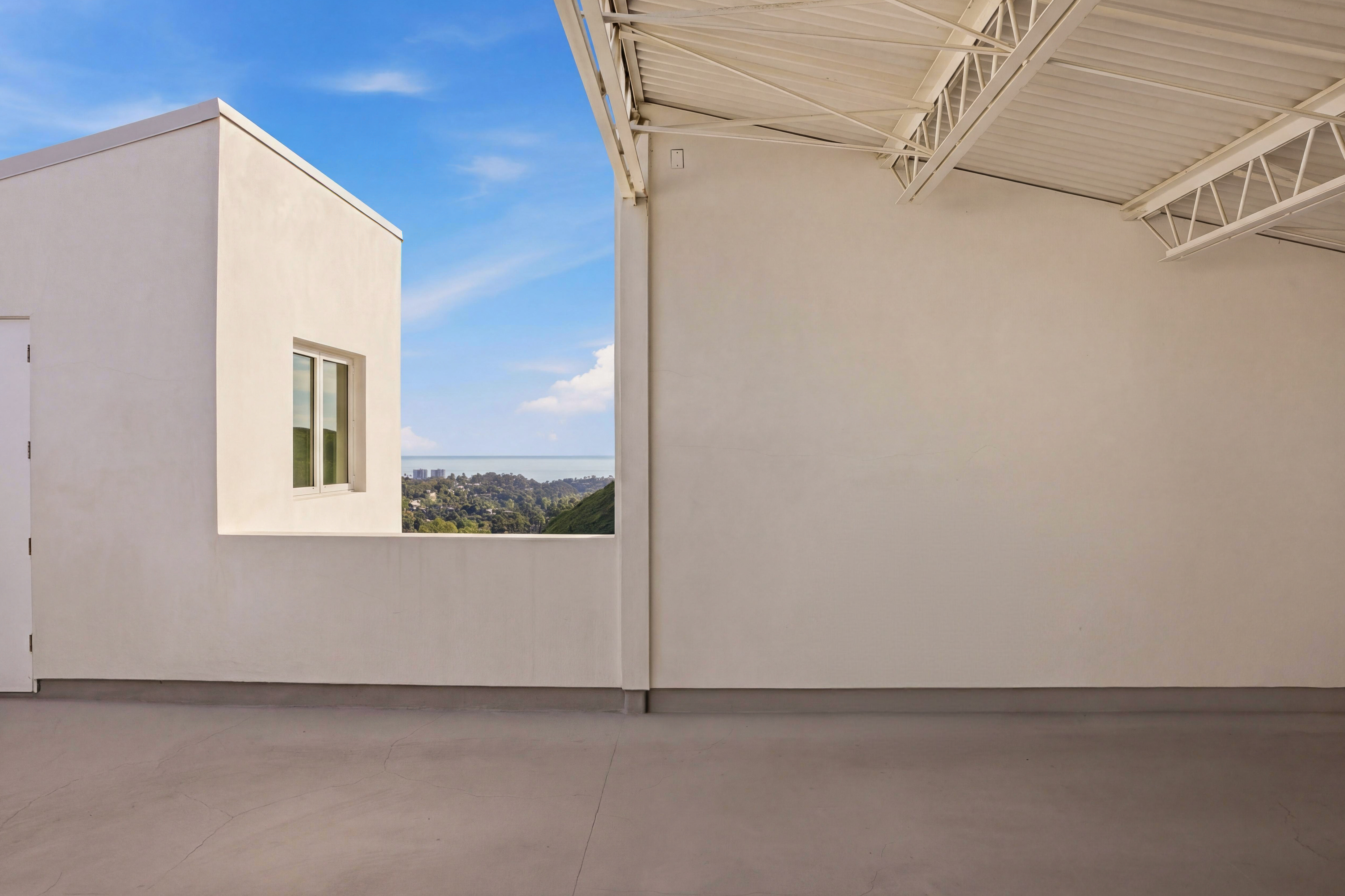 Castle Road Residence — Photo 63