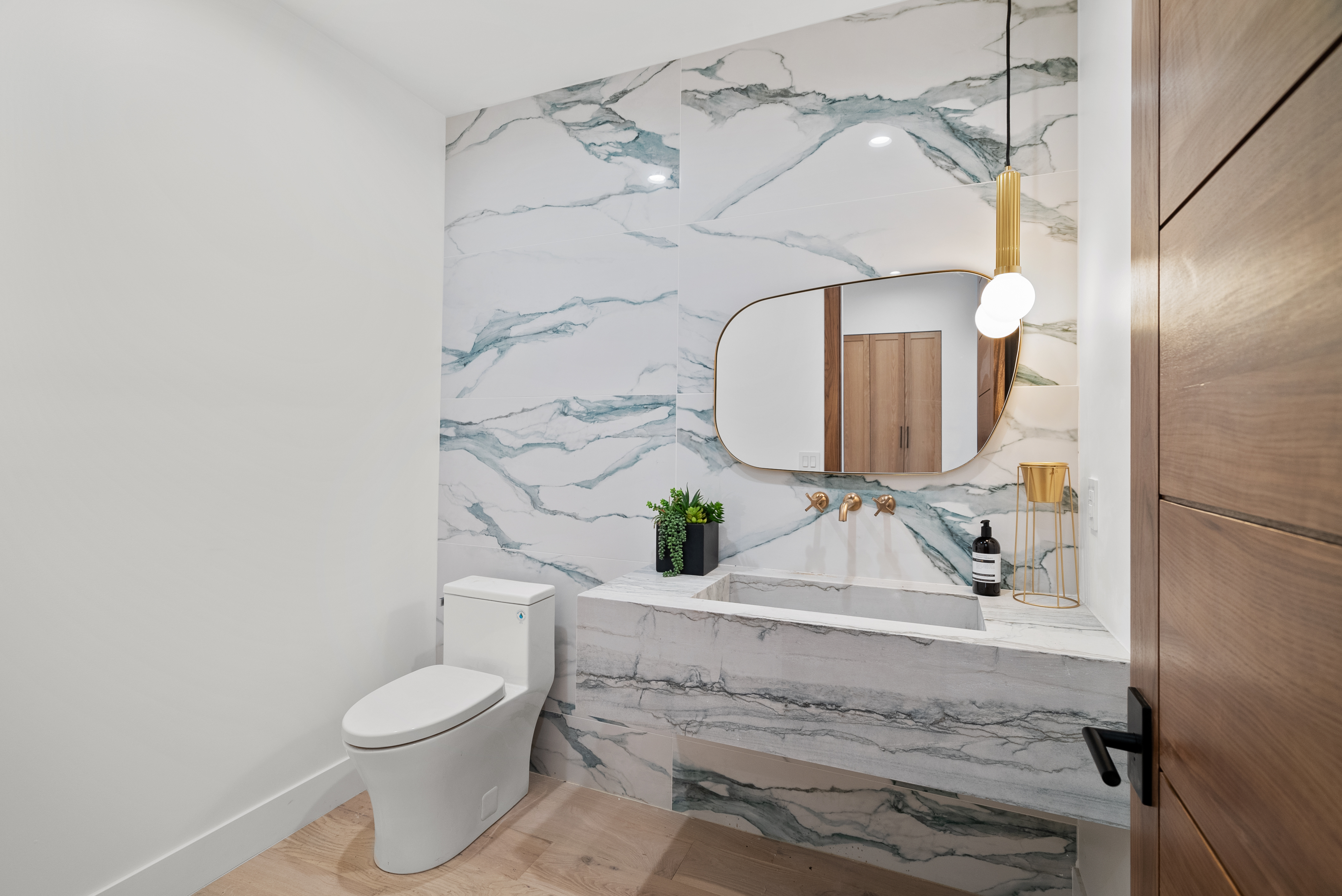 Farmdale Ave Residence — Photo 10