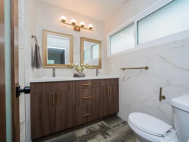 Fox Ridge Dr Residence — Photo 9