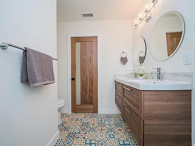Fox Ridge Dr Residence — Photo 10