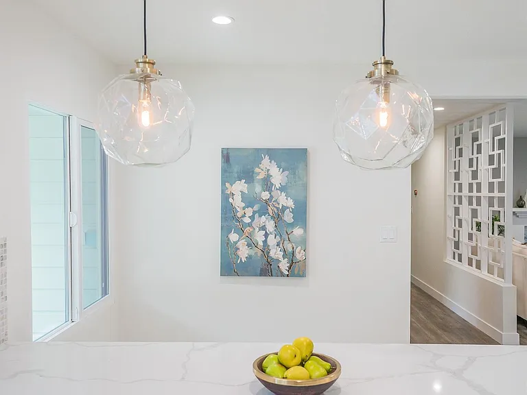 Fox Ridge Dr Residence — Photo 13