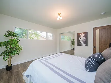 Fox Ridge Dr Residence — Photo 28