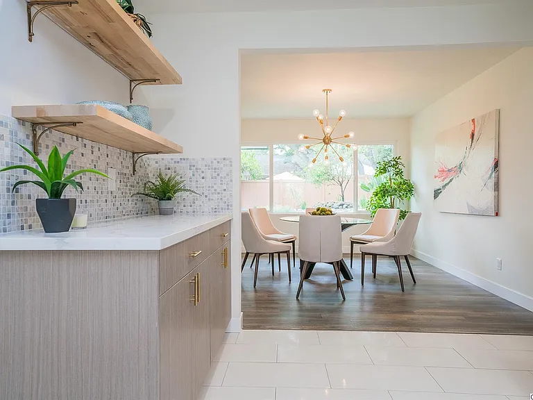 Fox Ridge Dr Residence — Photo 60