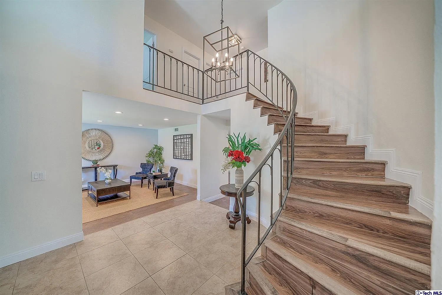 Meadow Wood Ln Residence — Photo 8