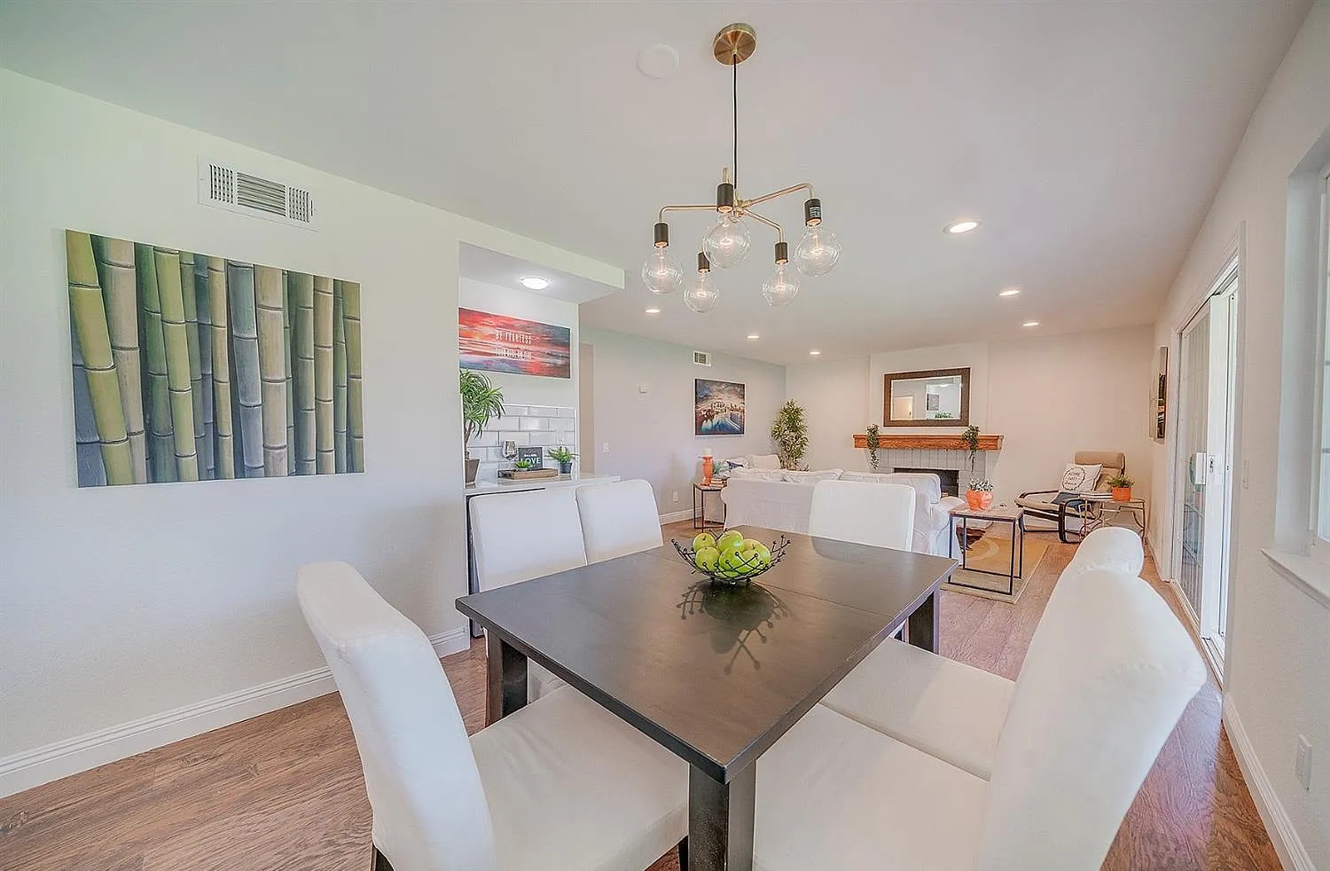 Meadow Wood Ln Residence — Photo 14