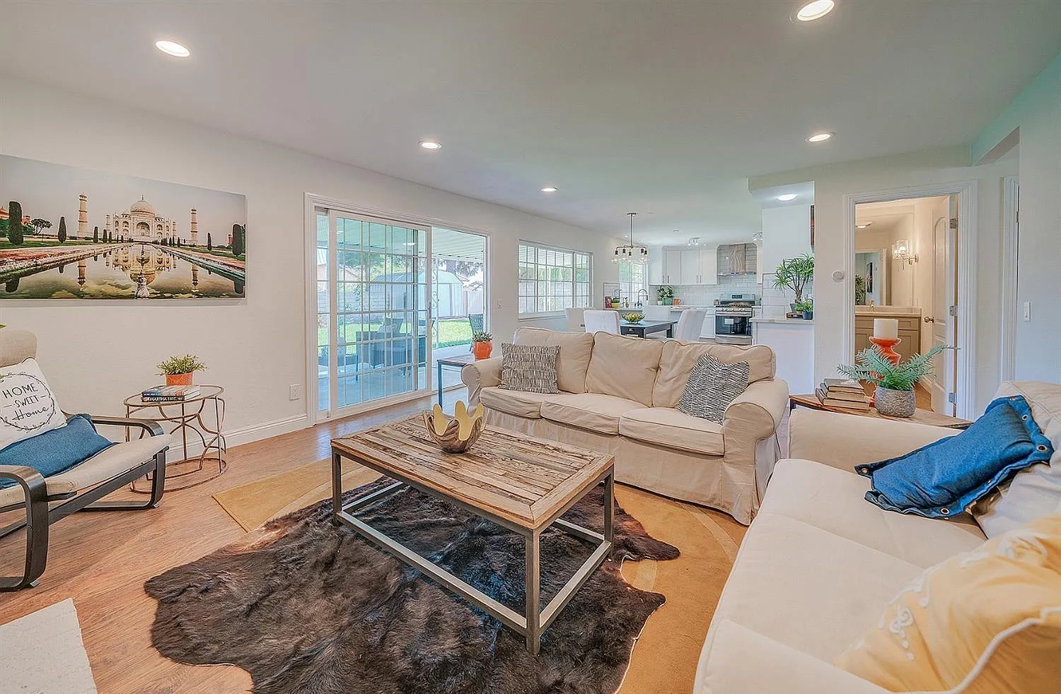 Meadow Wood Ln Residence — Photo 16