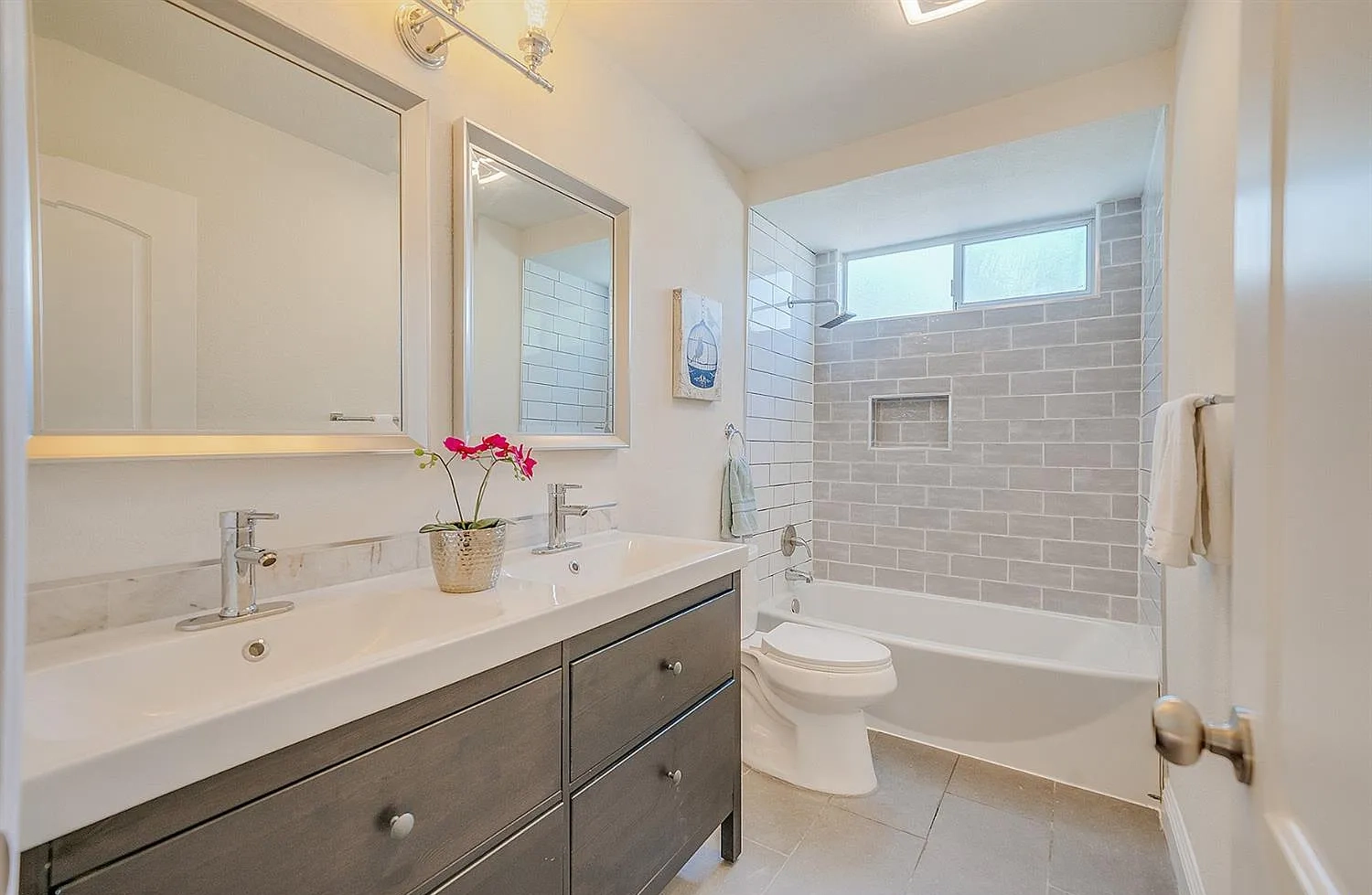 Meadow Wood Ln Residence — Photo 20
