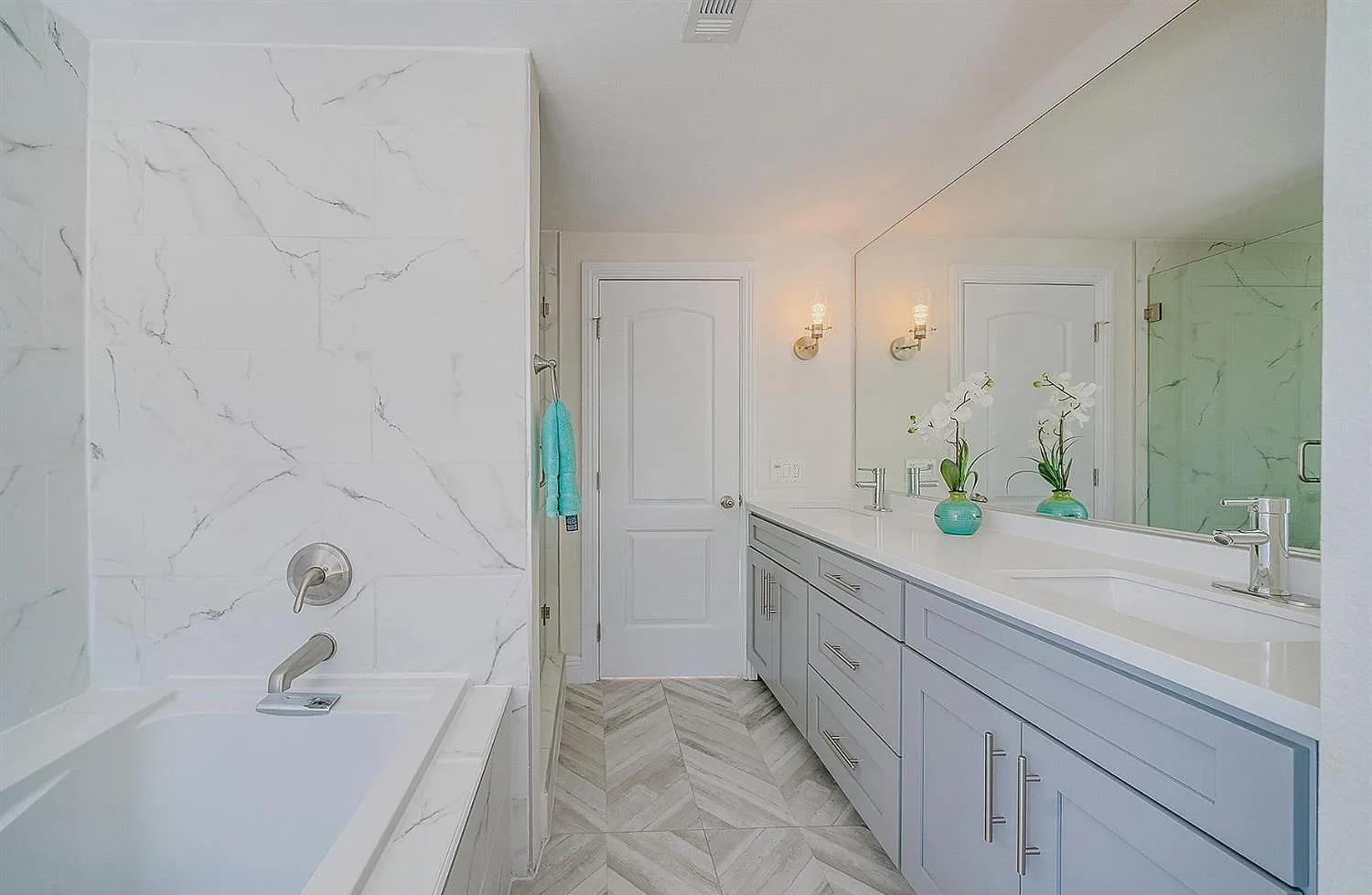 Meadow Wood Ln Residence — Photo 26