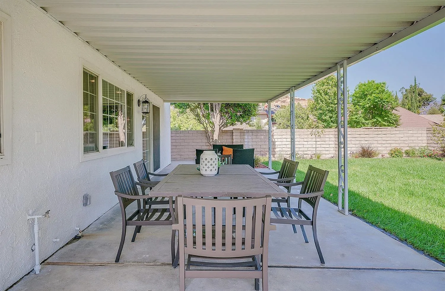 Meadow Wood Ln Residence — Photo 29