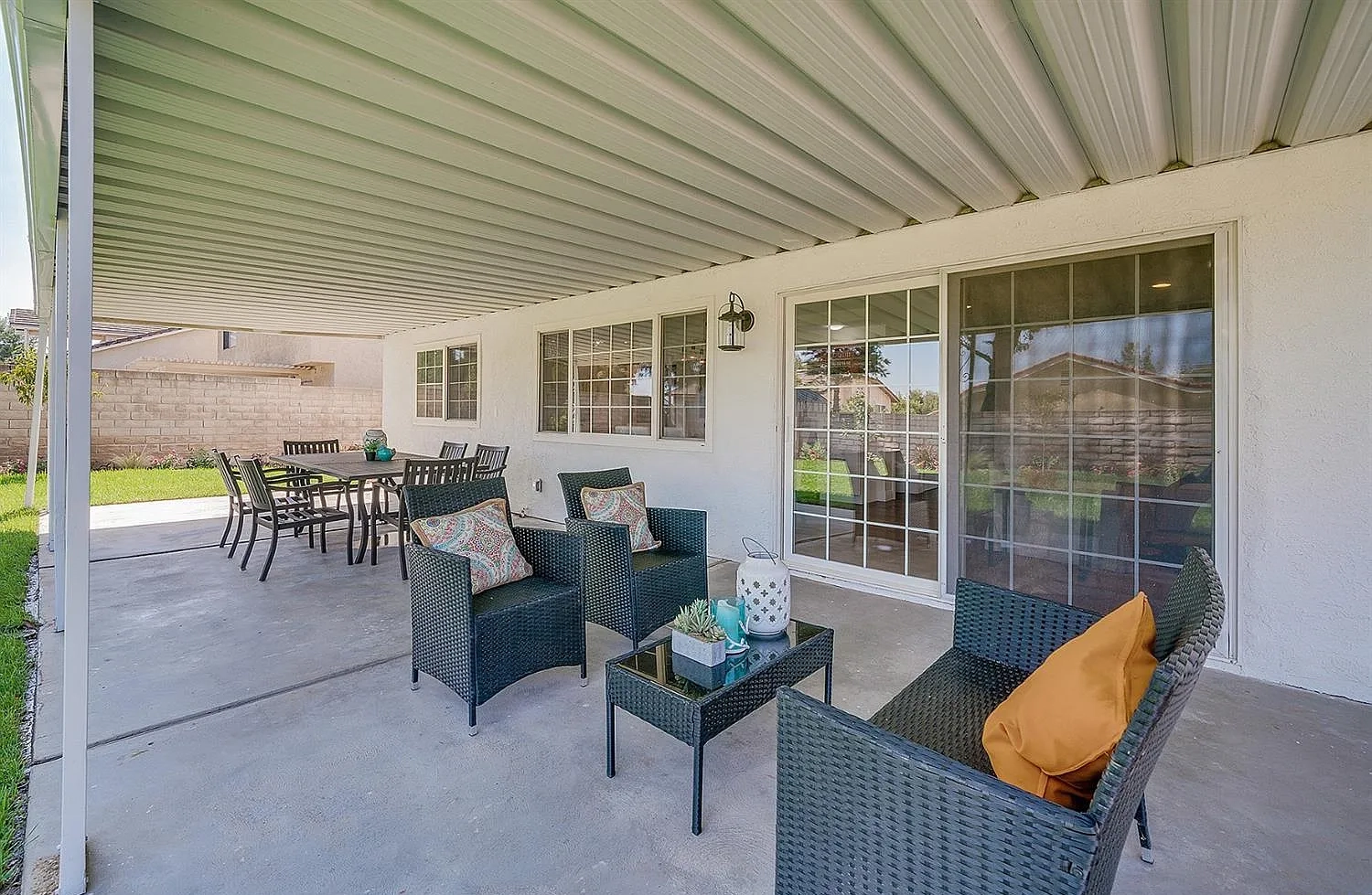 Meadow Wood Ln Residence — Photo 33