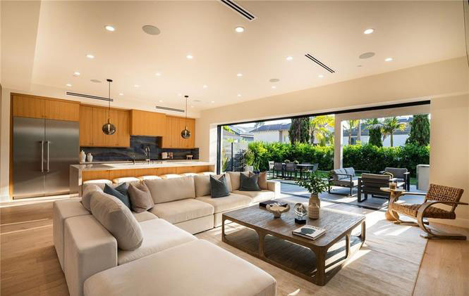 Oak Ave Residence — Photo 10