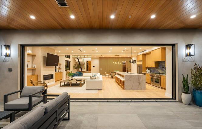 Oak Ave Residence — Photo 21