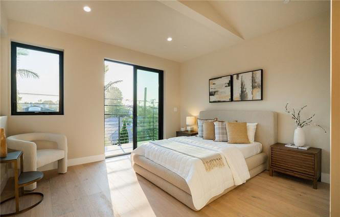 Oak Ave Residence — Photo 34