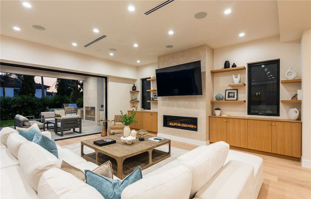 Oak Ave Residence — Photo 53
