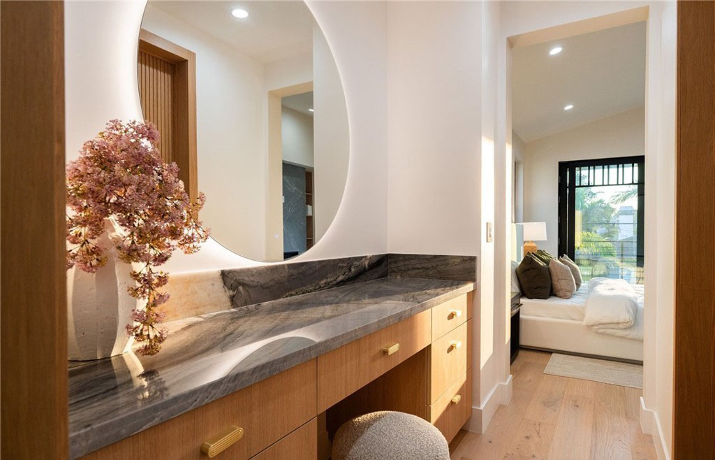 Oak Ave Residence — Photo 62