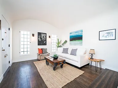 Willoughby Ave Residence — Photo 9