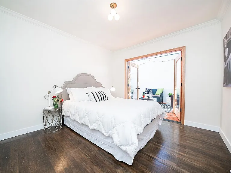 Willoughby Ave Residence — Photo 38