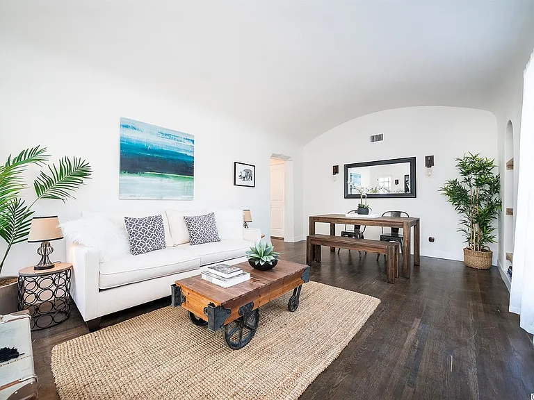 Willoughby Ave Residence — Photo 42